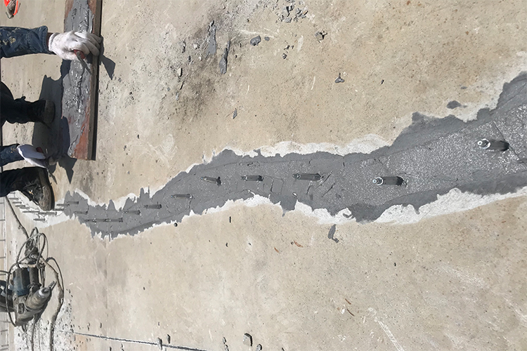 環(huán)氧樹脂灌縫膠怎么使用 環(huán)氧樹脂灌縫膠怎么使用